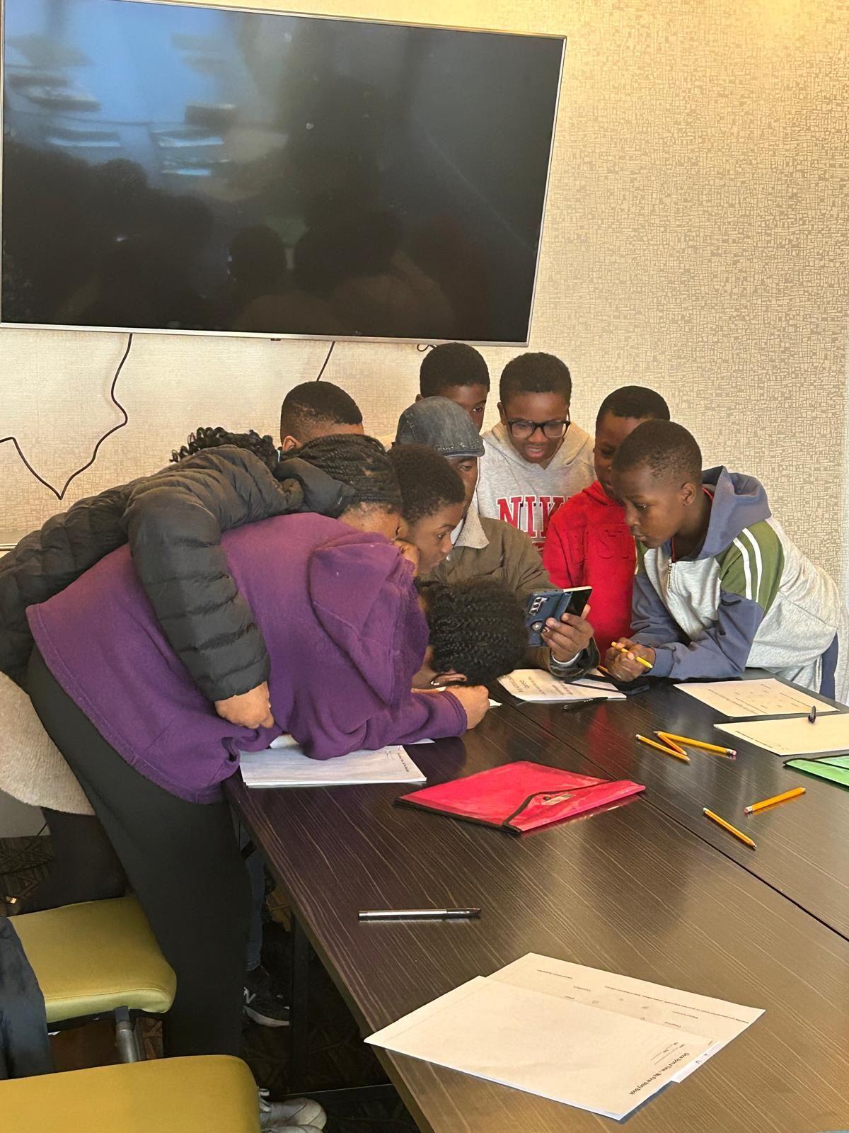 Mentees working together at a SmartStart session